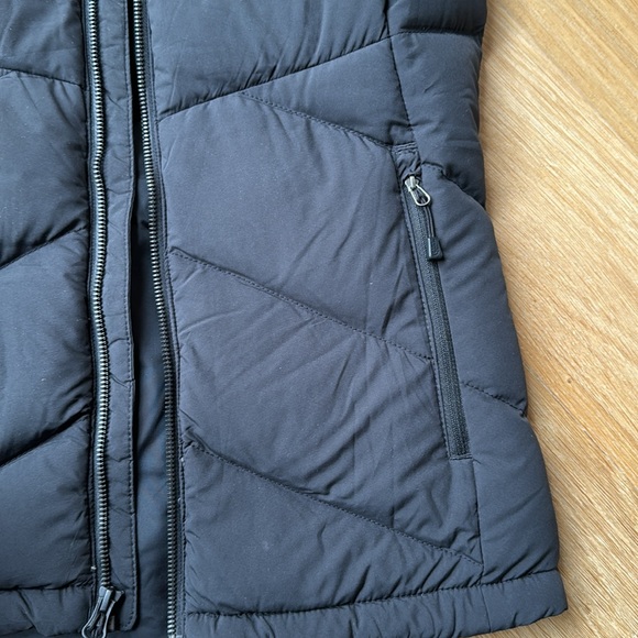 The North Face Puffer Vest Women's Xs Hooded 650 Down Gold Black - Picture 11 of 13
